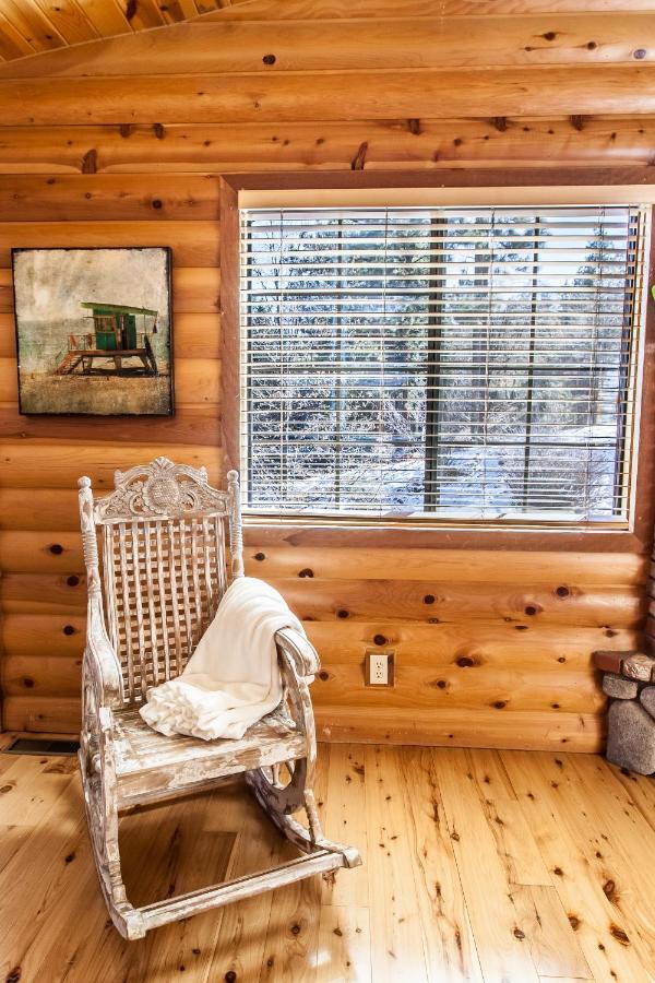 Villa Tres Bien Ensemble Big Bear Lake Zimmer foto